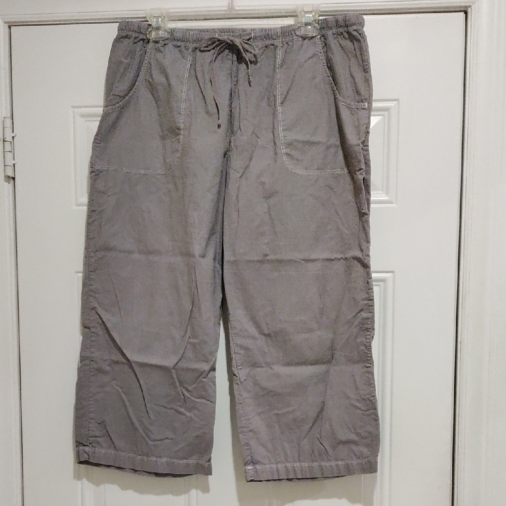 Fresh Produce Gray Capris with Drawstring Waist
